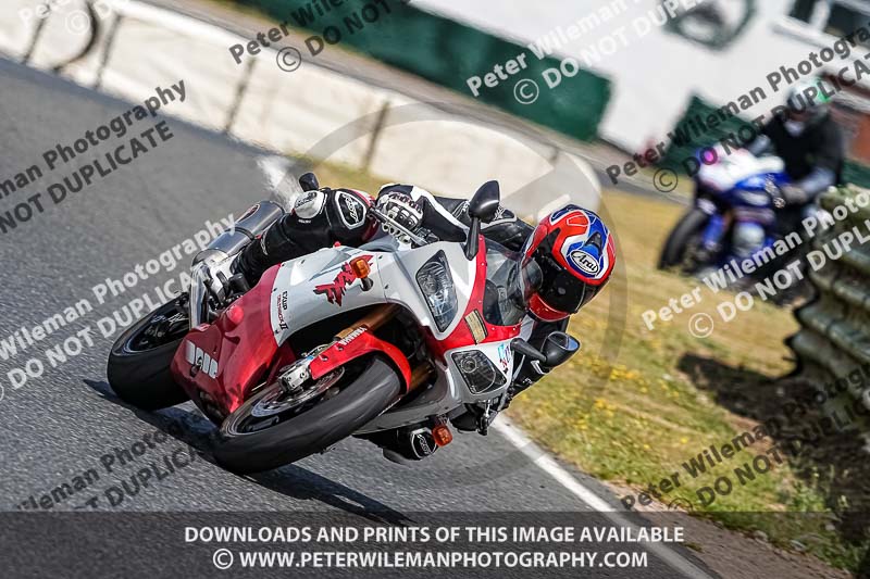 enduro digital images;event digital images;eventdigitalimages;mallory park;mallory park photographs;mallory park trackday;mallory park trackday photographs;no limits trackdays;peter wileman photography;racing digital images;trackday digital images;trackday photos